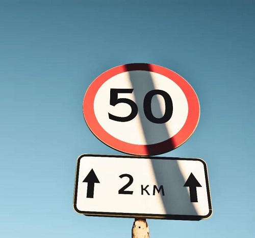 不同顏色交通標志牌的種類區分及含義