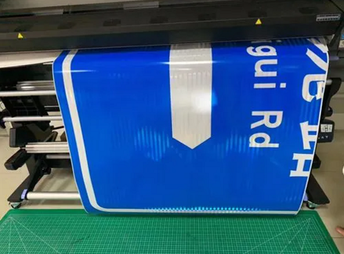 道路標(biāo)牌廠家
